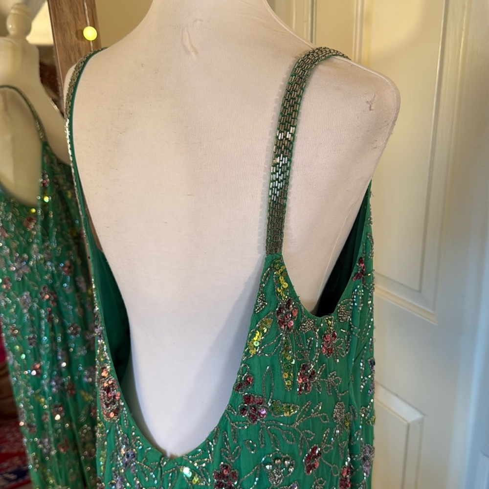 MAC DUGGAL
Hand Beaded Floral Gown with Beaded Spaghetti Straps - Picture 11 of 17
